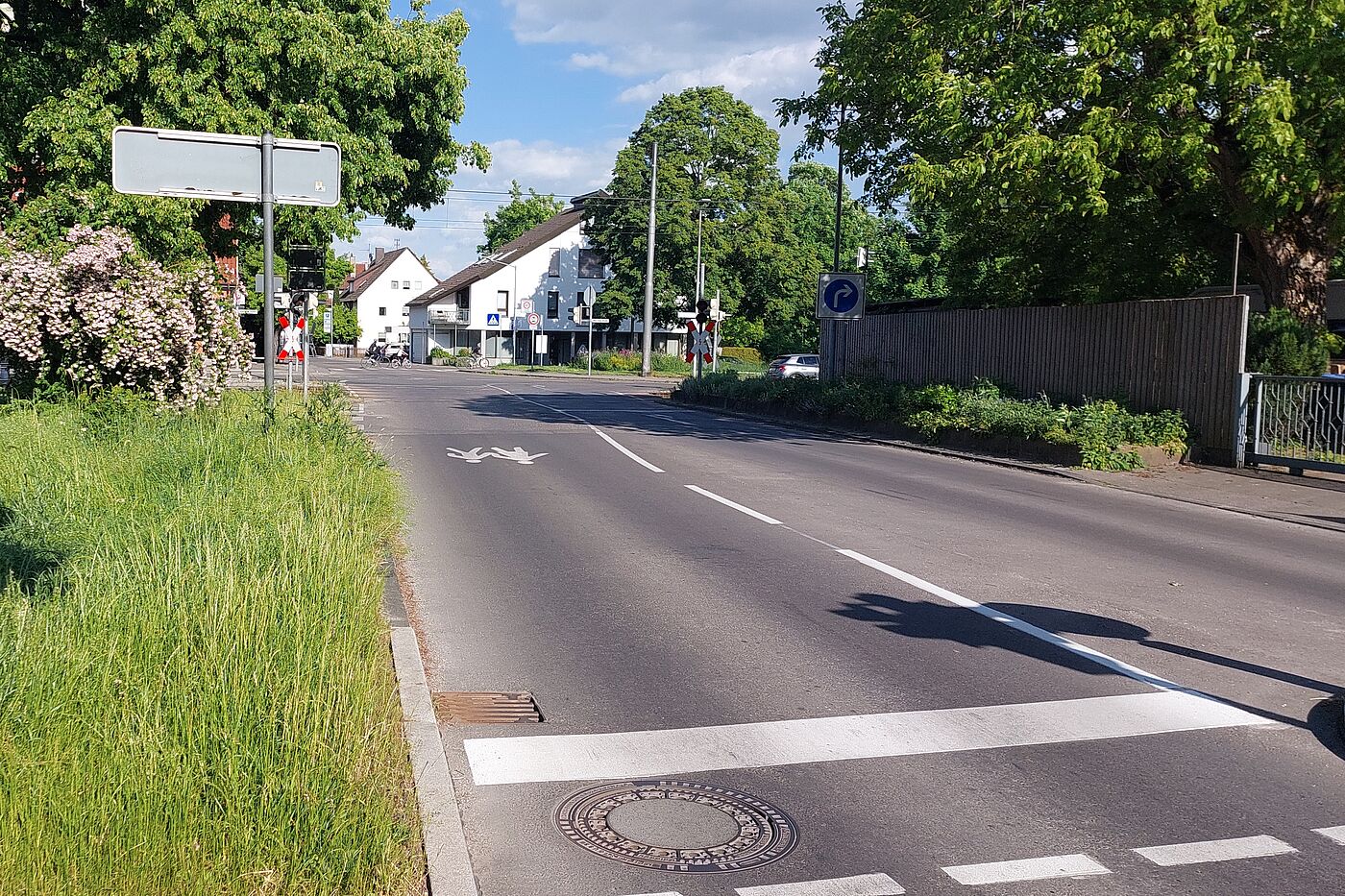 Bahnübergang Hohenheimer Str. Bahnübergang Hohenheimer Str.